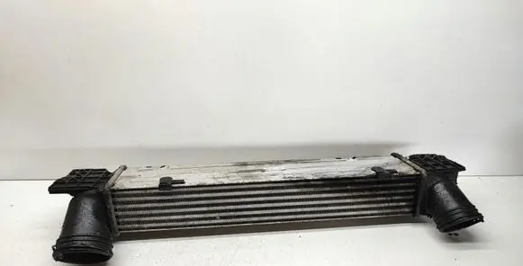 BMW 3 E90 E91 Intercooler radiator 7798788