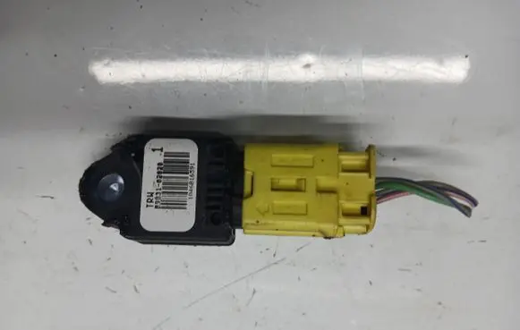 Toyota Corolla E120 E130 Airbag deployment crash/impact sensor 8983102020 1046016591