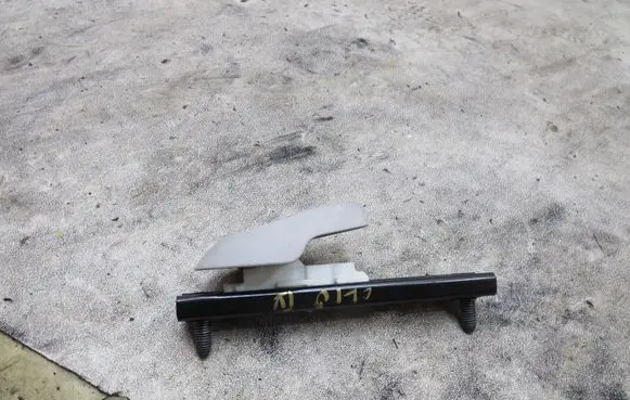 Renault Clio IV Seat belt adjustment rail 878248632R
