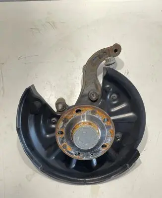 Volkswagen Golf VIII Rear wheel hub 5Q0615612T