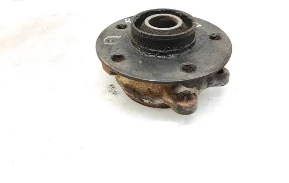 Audi A4 S4 B8 8K Rear wheel hub 8K0407615B
