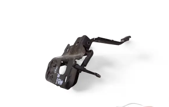 Audi A4 S4 B5 8D Engine bonnet/hood lock/latch loop/hook 8D0823480
