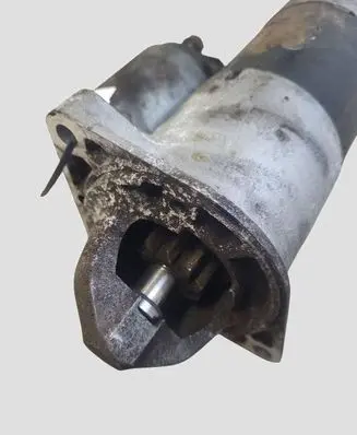 Opel Insignia A Starter motor 55353857 M001T30072