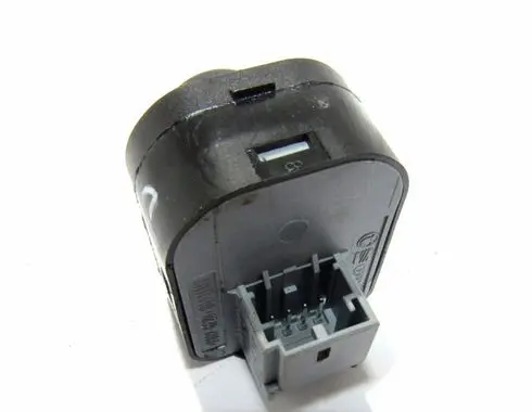 Audi Q3 8U Wing mirror switch 8U0959565