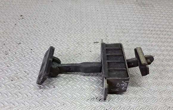 Mercedes-Benz S W220 Rear door check strap stopper