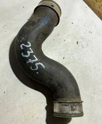 Volkswagen Touran I Intercooler hose/pipe 1K0145832E