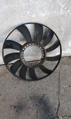 Volkswagen PASSAT B5.5 Fan impeller 058121301B