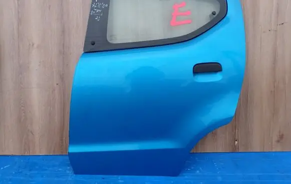 Suzuki Alto Rear door 