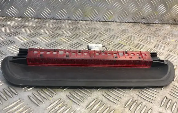 BMW 3 E92 E93 Third/center stoplight