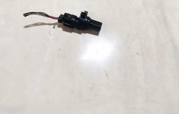 Mitsubishi Colt Crankshaft position sensor MR985041