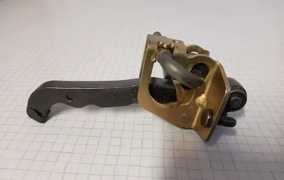 Volvo V70 Front door check strap stopper