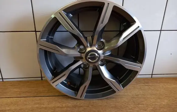 Nissan Micra R15 alloy rim KE4091H000