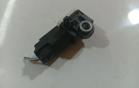 Ford Focus Airbag deployment crash/impact sensor 140319400