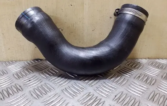 Volkswagen Golf VI Intercooler hose/pipe 1K0145834AT