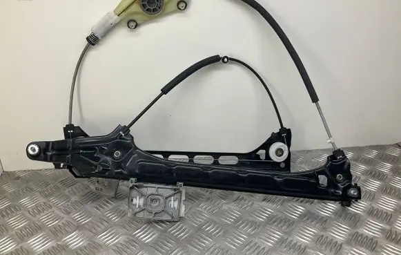 Audi TT TTS Mk2 Front door electric window regulator 8J0837462