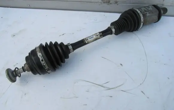 BMW 7 F01 F02 F03 F04 Front driveshaft 7593039