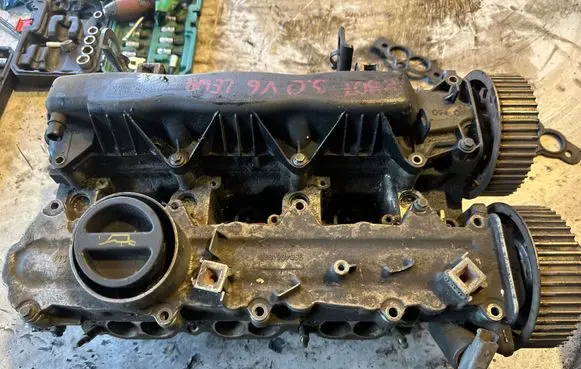Peugeot 807 Engine head 9646721710 7827348