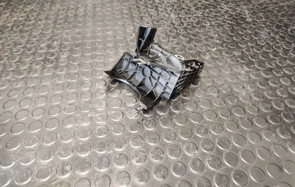 Mercedes-Benz CLA C117 X117 W117 ABS pump bracket A2464300201