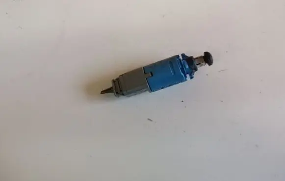 Renault Laguna III Brake pedal sensor switch 253250006R