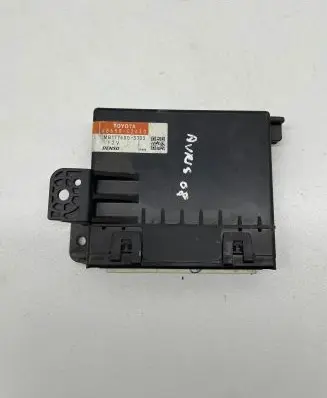 Toyota Auris 150 Other control units/modules 8865002430 MB1776003703