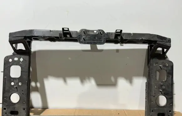 Alfa Romeo Giulietta Radiator support slam panel 50530302