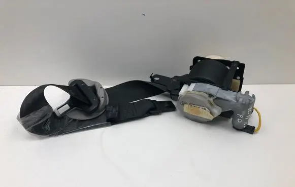 Hyundai ix35 Front seatbelt 888202Y2009P