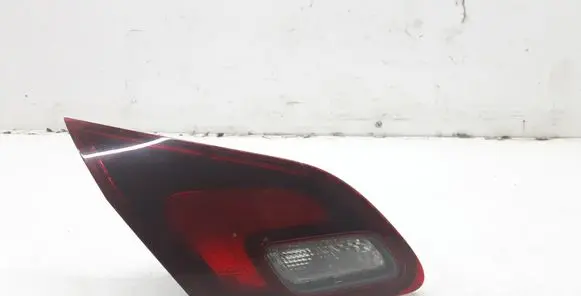 Opel Astra J Tailgate rear/tail lights 1090098