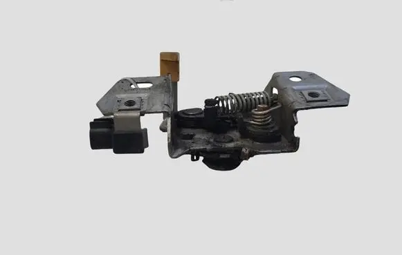 Volvo V50 Engine bonnet/hood lock/catch 30716530