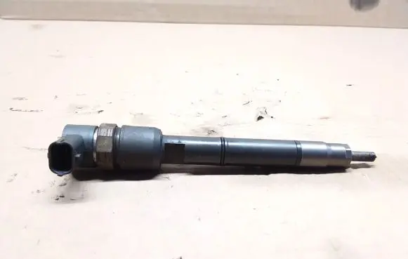 Fuel injector