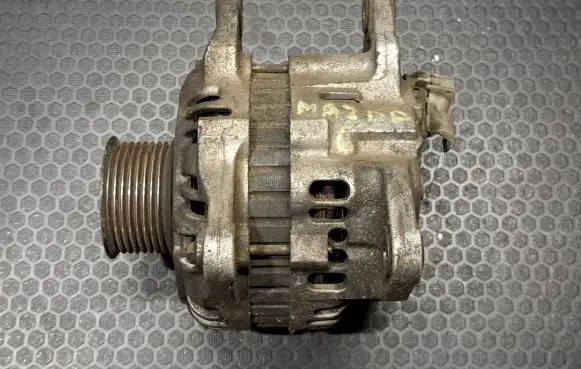 Mazda 6 Generator/alternator A3TB4981