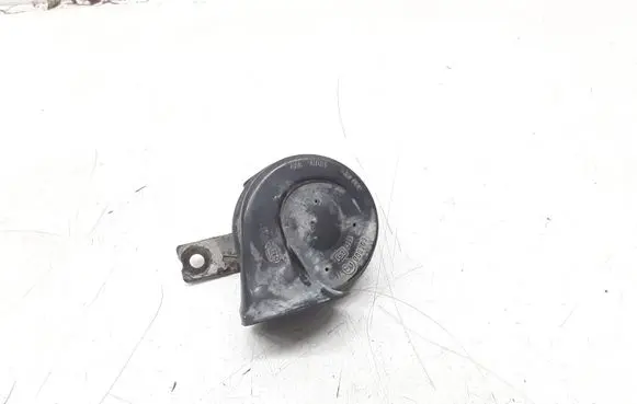 Opel Zafira B Horn signal A28657625