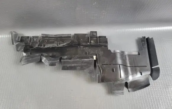 Audi A5 Intercooler air guide/duct channel 8W6121284AF