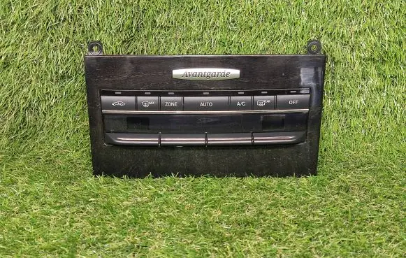 Mercedes-Benz E W212 Climate control unit A2129009109 A2128300285