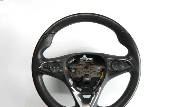 Opel Mokka B Steering wheel 