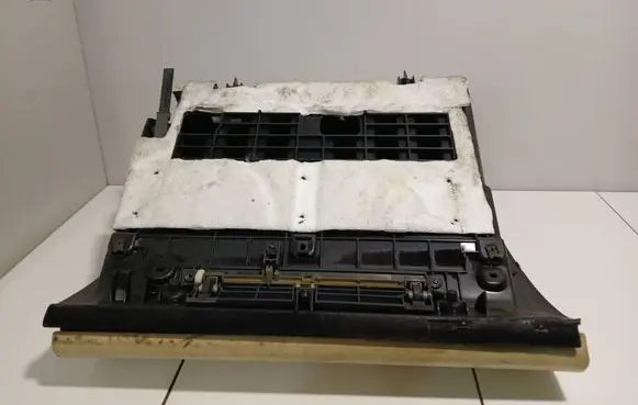 Volkswagen Phaeton Glove box 3D1857131