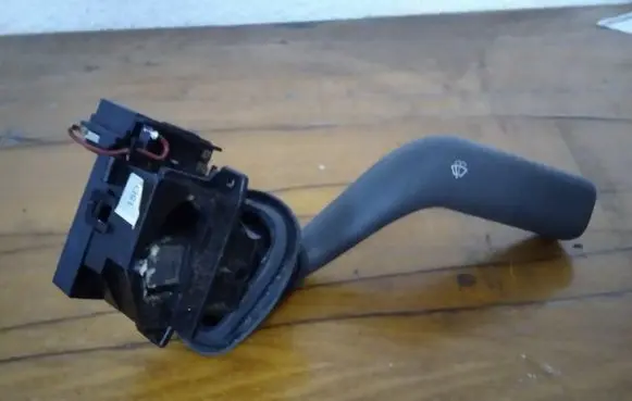 Volvo S40, V40 Wiper control stalk