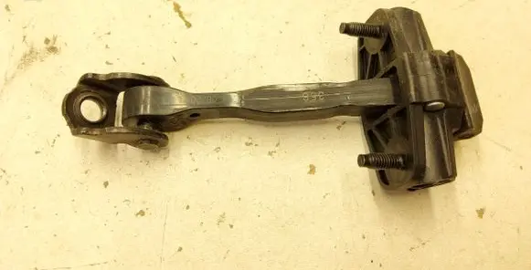 Fiat Tipo Front door check strap stopper 