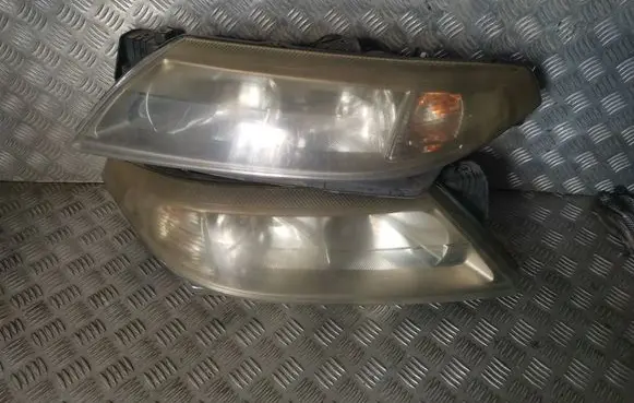 Renault Laguna II Headlights/headlamps set 8200002465 8200002466 89004693