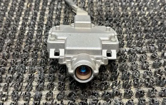 Windshield/windscreen camera