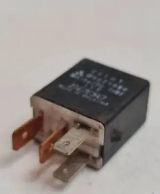 Mitsubishi Pajero Other relay MA1567001181 M8629085