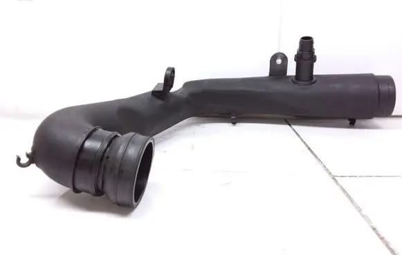 Audi A3 S3 A3 Sportback 8P Intercooler hose/pipe 1K0129654AA 446156602