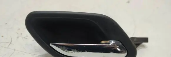 BMW 5 E39 Front door interior handle 8226050