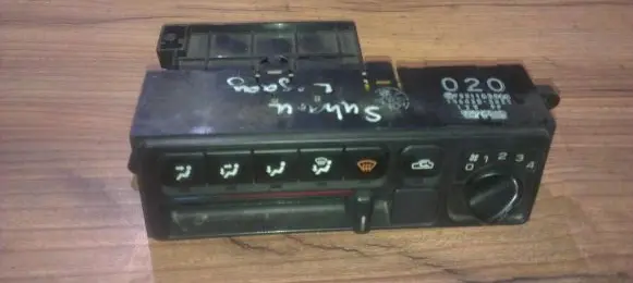 Subaru Legacy Climate control unit 72311ac020 146430-3531