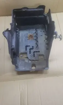 Volvo XC60 Battery box tray 31294077