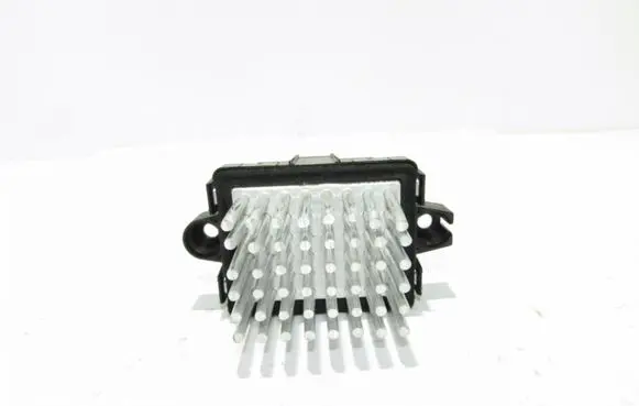 Opel Mokka X Heater blower fan relay 84178783