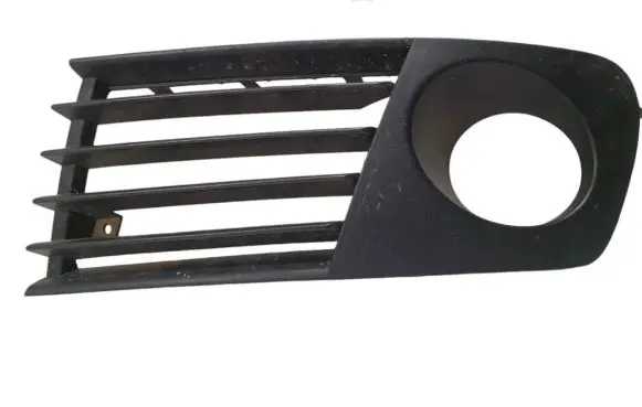 Seat Ibiza III (6L) Front bumper lower grill 6L0853665A