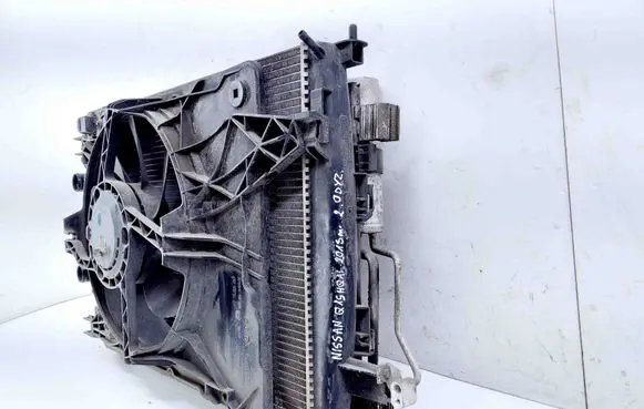 Nissan Qashqai Radiator set 92110JD50B 21410BB40A