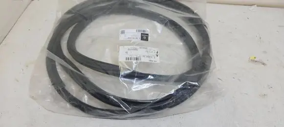 Mercedes-Benz Vito Viano W447 Sliding door rubber seal A4477311200