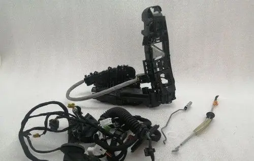 Mercedes-Benz S W222 Coupe door lock (next to the handle)