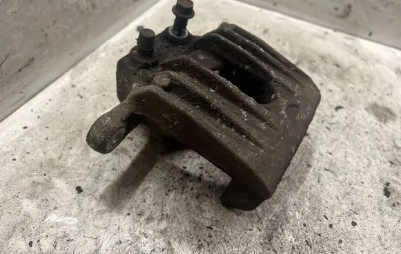 Hyundai Santa Fe Rear brake caliper